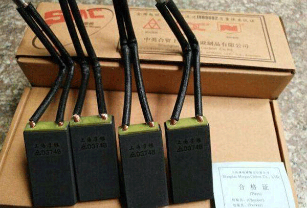 導致直流電機的碳刷發生故障的兩個主要因素。