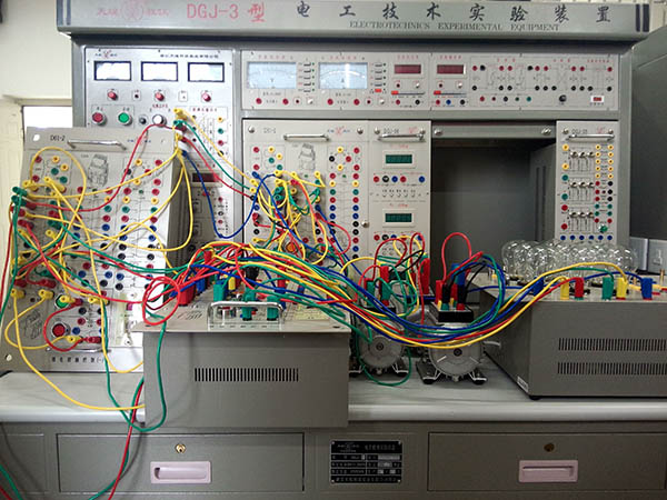三相異步電動機有哪些電氣保護措施？